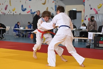 f507f084-4e21-479d-9984-31504509da33.jpg